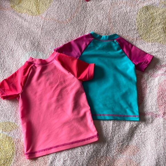 Two swim shirts - Picture 2 of 4